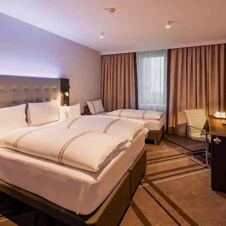 Hotel Premier Feuerbach 3*