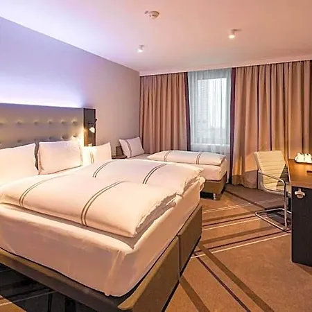 Hotel Premier Feuerbach 3*